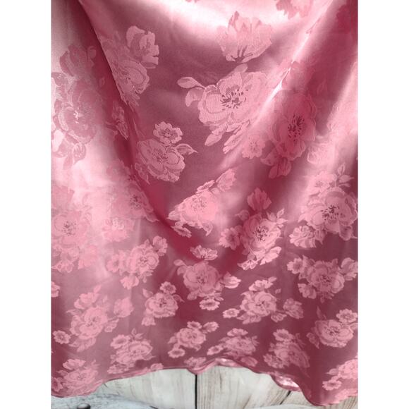 Lulus NEW Got the Key Mauve Satin Floral Jacquard Halter Mini Dress Women Medium - Picture 4 of 14